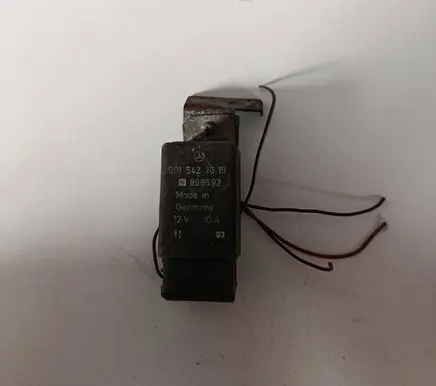 Mercedes-Benz E W124 Other relay 0015427619 898592
