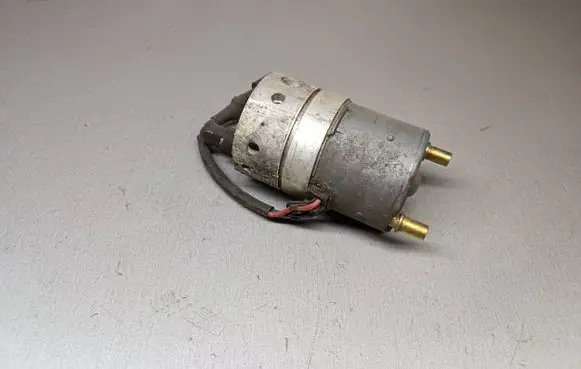 Peugeot 607 Convertible roof hydraulic pump 9633027280