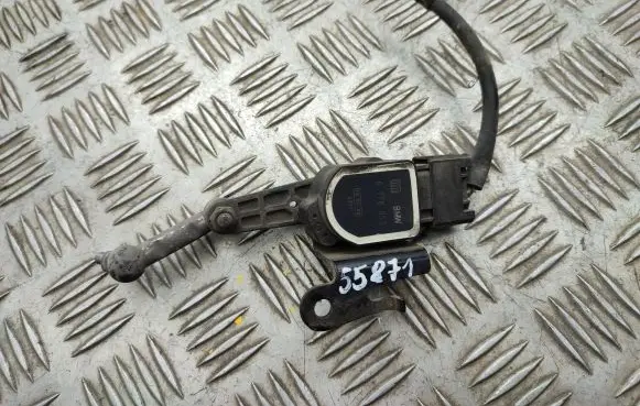 Mini One - Cooper Clubman R55 Headlight/headlamp level sensor 6778813