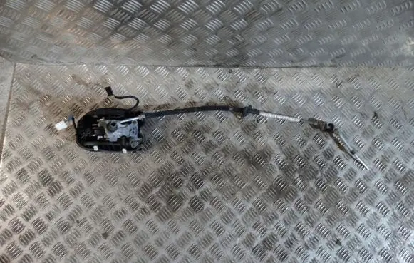 Maserati GranCabrio M145 Gear shifter/selector WYBIERAKM145