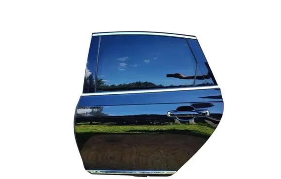 Volvo S90, V90 Rear door 