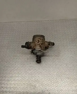 Audi A3 S3 8P Fuel injection high pressure pump 03C127026D 0X02030022035