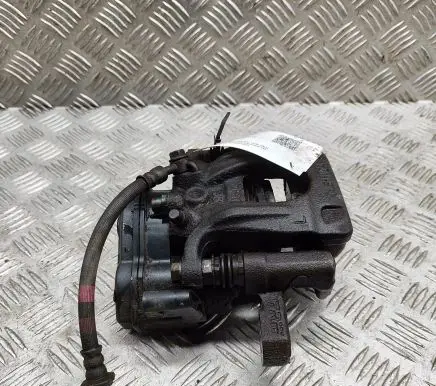 Nissan Leaf II (ZE1) Rear brake caliper 440105SA0A
