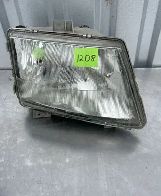 Mercedes-Benz Vito Viano W638 Headlight/headlamp 67629580