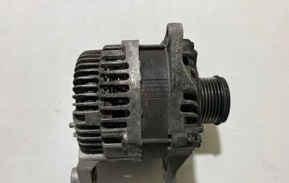 Infiniti QX70 S51 Generator/alternator