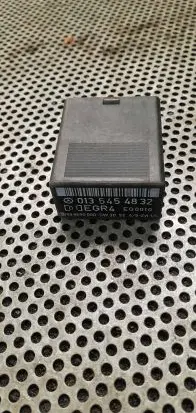 Mercedes-Benz Vito Viano W638 Engine control unit/module 0135454832