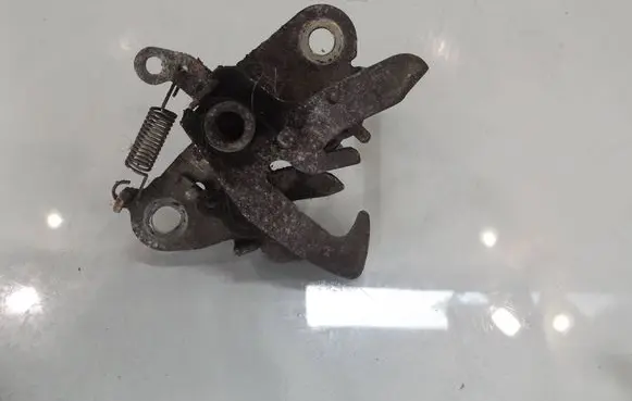 Toyota Aygo AB10 Engine bonnet/hood lock/catch 