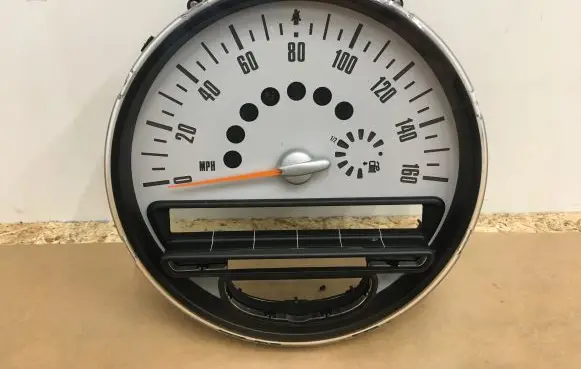 Mini Cooper Countryman R60 Speedometer (instrument cluster) 6977077 67379411 C01505660