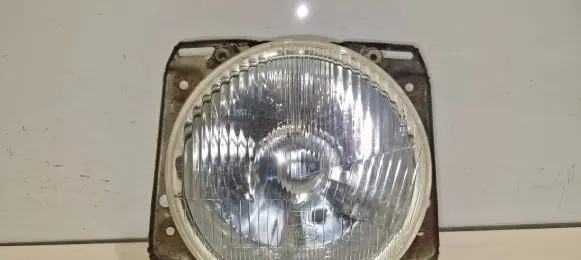 Volkswagen Golf II Headlight/headlamp 02427r20