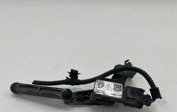 Porsche Taycan 9J1 Air suspension front height level sensor 9J0616214