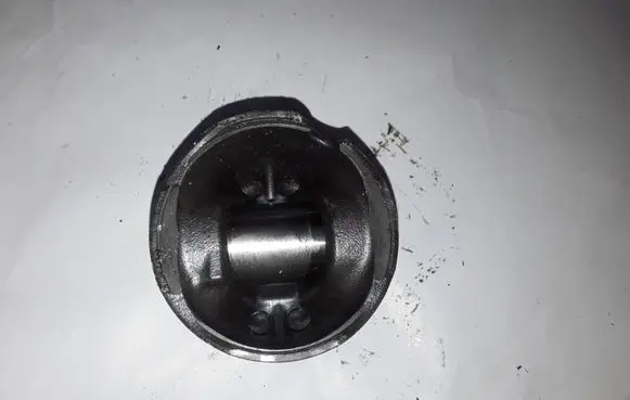 Cadillac BLS Piston NOCODE