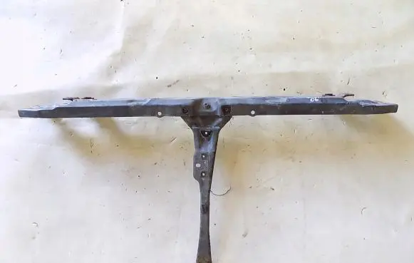 SsangYong Rodius Top upper radiator support slam panel