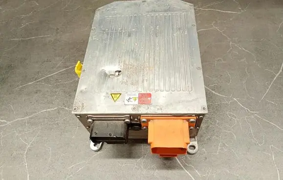 Audi A6 S6 C8 4K Battery charger (optional) 5QE915681S