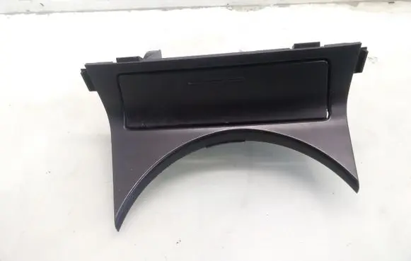 Subaru Legacy Ashtray (front) 