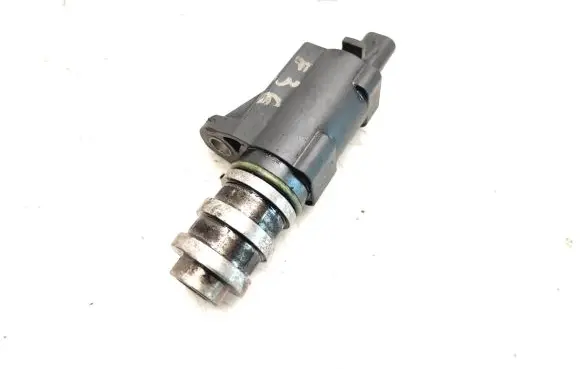 BMW 1 F20 F21 Camshaft vanos timing valve 