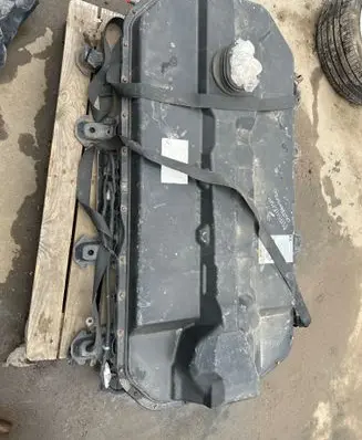 Mitsubishi Outlander Hybrid / electric car battery 