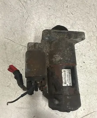 Opel Insignia A Starter motor 55353857