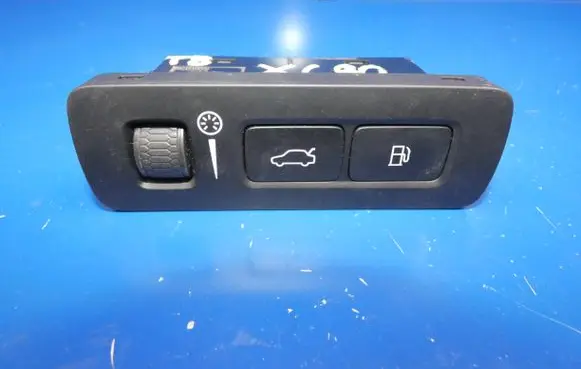Volvo XC90 Tailgate opening switch 31376509 15W526 T15520214101