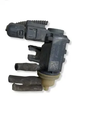 Volkswagen Touran II Turbo solenoid valve 1K0906627B 4011464A