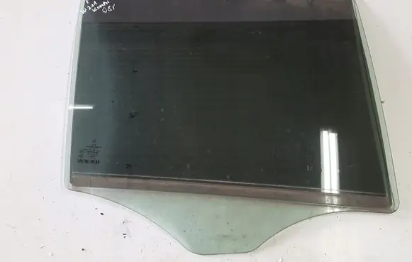 Mercedes-Benz E W211 Sliding door window/glass 