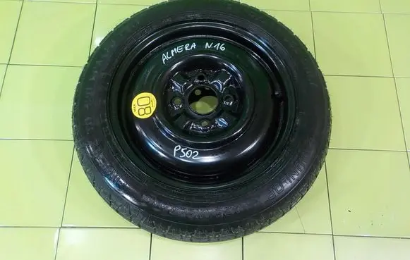 Nissan Almera N16 R15 spare wheel