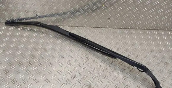 Toyota Auris E180 Windshield/front glass wiper blade 