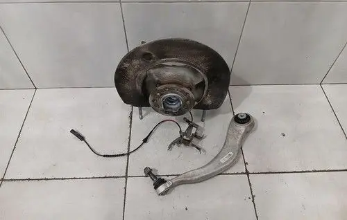 BMW M4 G82 G83 Front wheel bearing hub 8095649