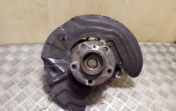 BMW X3 F25 Front wheel hub 6787679