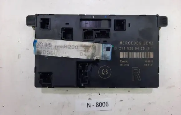 Mercedes-Benz E W211 Door control unit/module 2118200426