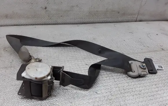 Mitsubishi Pajero Front seatbelt TKAB2EN244