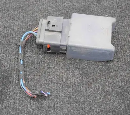 Volkswagen Golf VII Fuel injection pump control unit/module 5Q0906093A