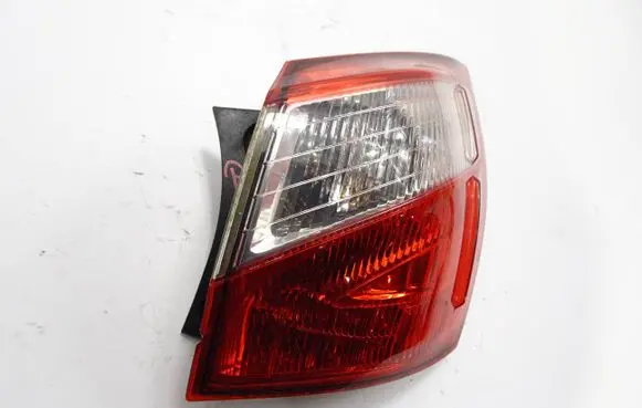 Nissan Qashqai Rear/tail lights h5dq