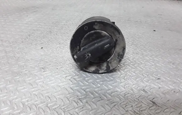 Volkswagen Touran I Light switch 1T0941431