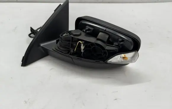 Volvo XC60 Front door electric wing mirror 31371126