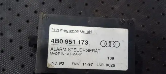 Audi A4 S4 B5 8D Other control units/modules 4B0951173 748.01.01-0