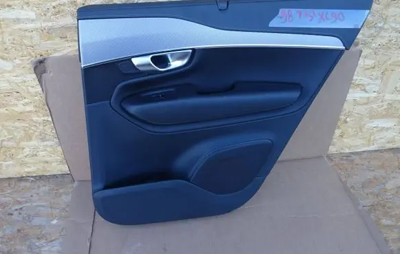 Volvo XC90 Rear door card panel trim