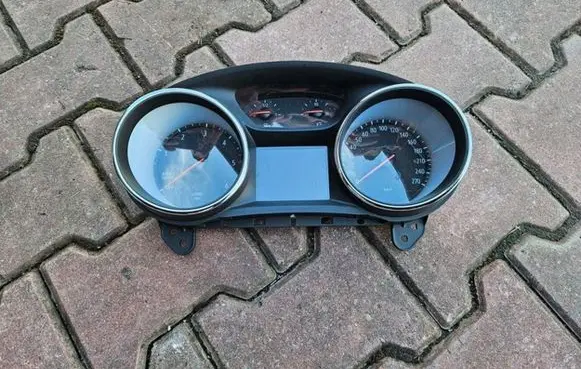 Opel Insignia B Speedometer (instrument cluster) 39207851