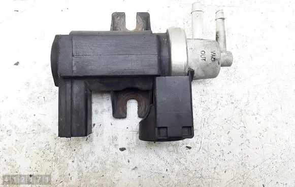 Audi A4 S4 B6 8E 8H Turbo solenoid valve