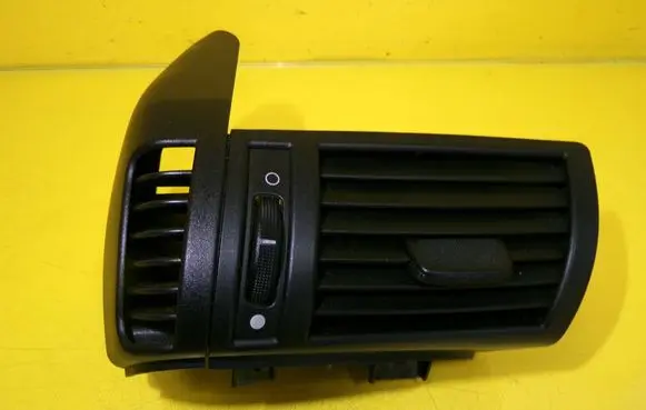 Fiat Stilo Dashboard side air vent grill/cover trim LS348201