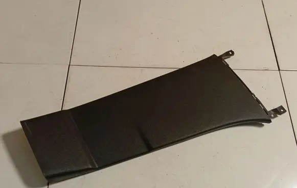 Volkswagen Polo IV 9N3 (B) pillar trim (top) 6Q4867298B