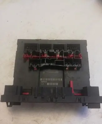 Audi A3 S3 8P Comfort/convenience module 8P0907279C