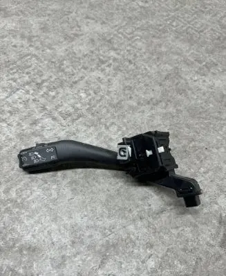 Volkswagen Touran I Indicator stalk 9LE0562C