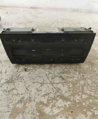 Audi A6 S6 C5 4B Climate control unit 4B0820043S