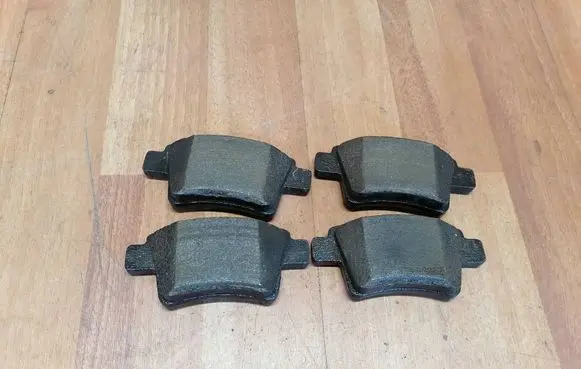Citroen C4 Grand Picasso Brake pads (rear) 425432 1647873780