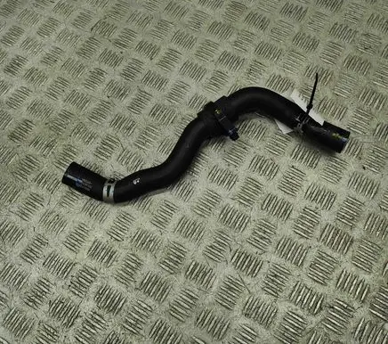 Engine coolant pipe/hose