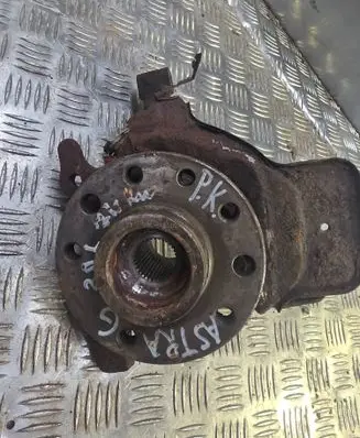 Opel Astra G Front wheel hub 