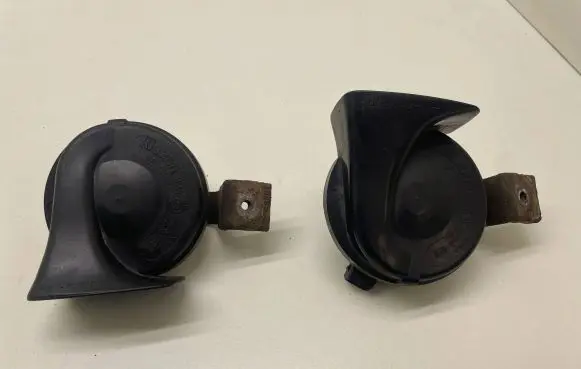 Volvo S80 Horn signal 0091001