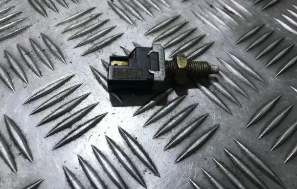 Mazda 323 Brake pedal sensor switch