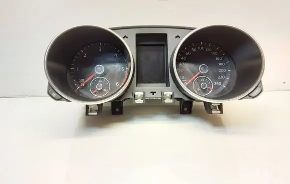 Volkswagen Golf VI Speedometer (instrument cluster) 5K0920871A