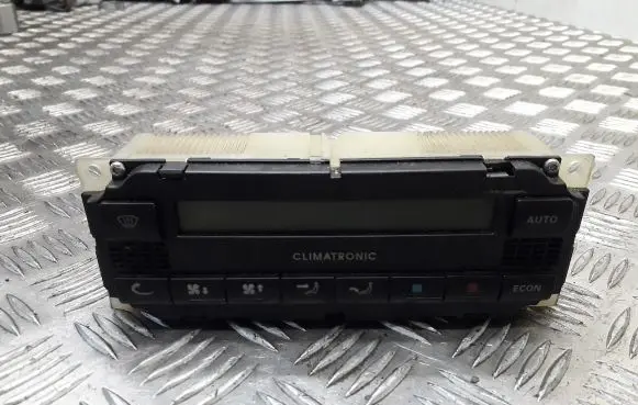 Skoda Octavia Mk1 (1U) Climate control unit 5hb00761720